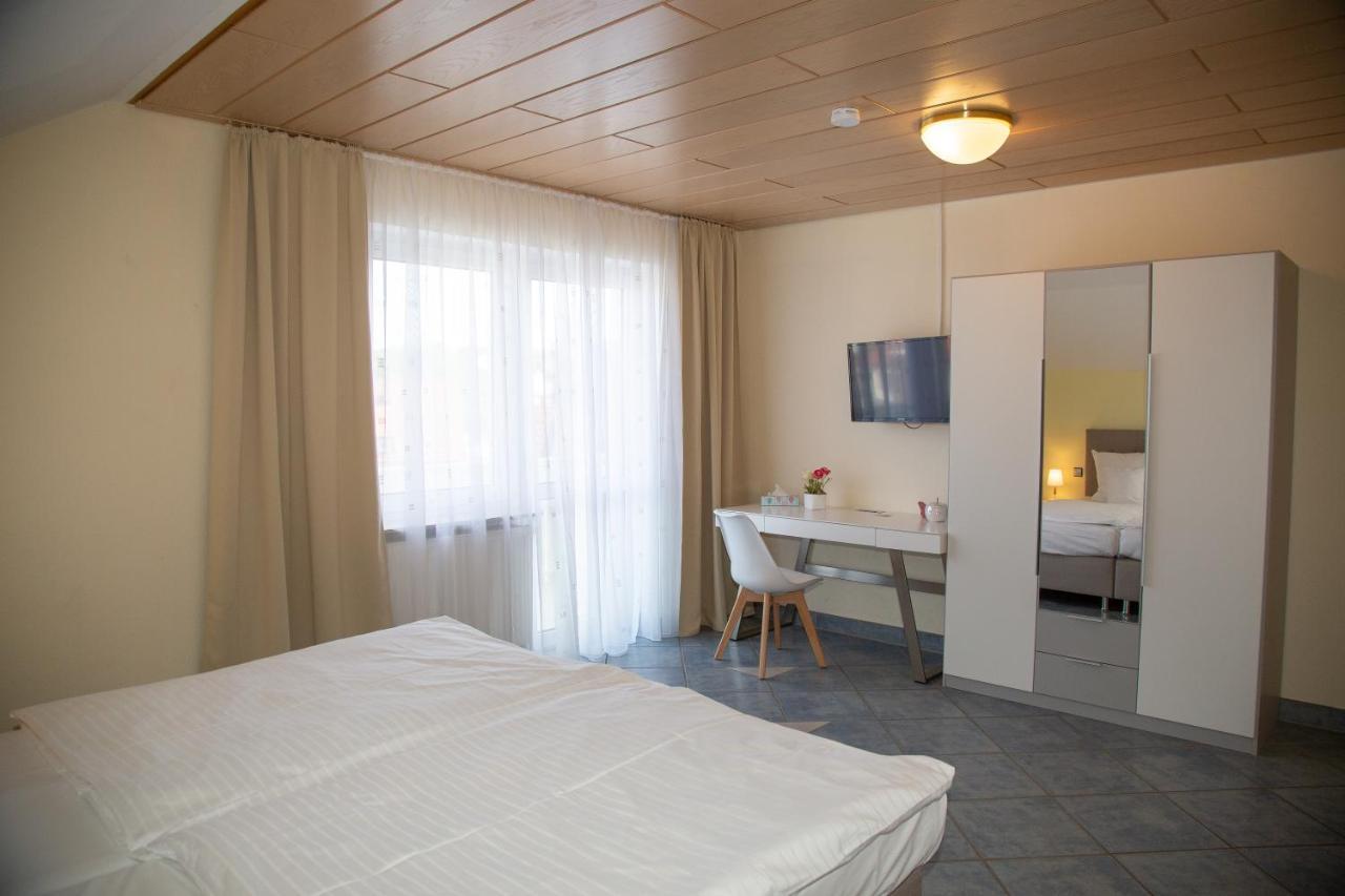 Hotel Andrea Crailsheim Exterior foto